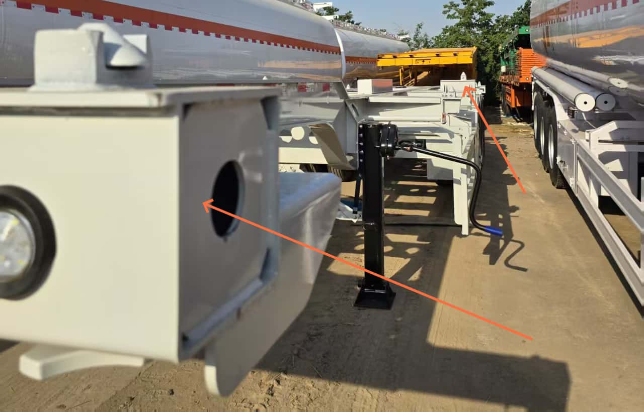 special structure on container skeleton trailer special structure on container skeleton trailer